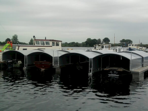 Overdekte ligplaatsen Vinkeveen